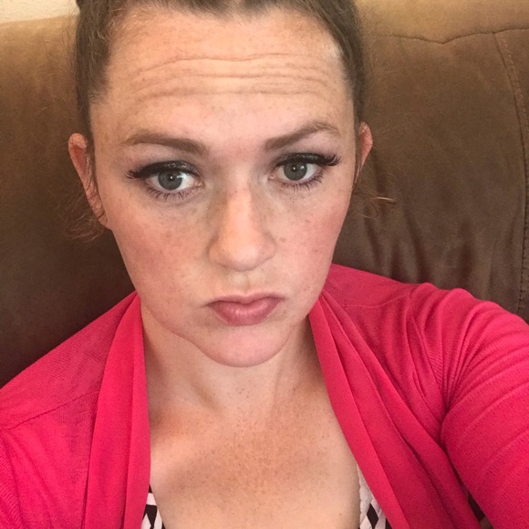 Meet your Posher, Annie - Picture 1 of 1